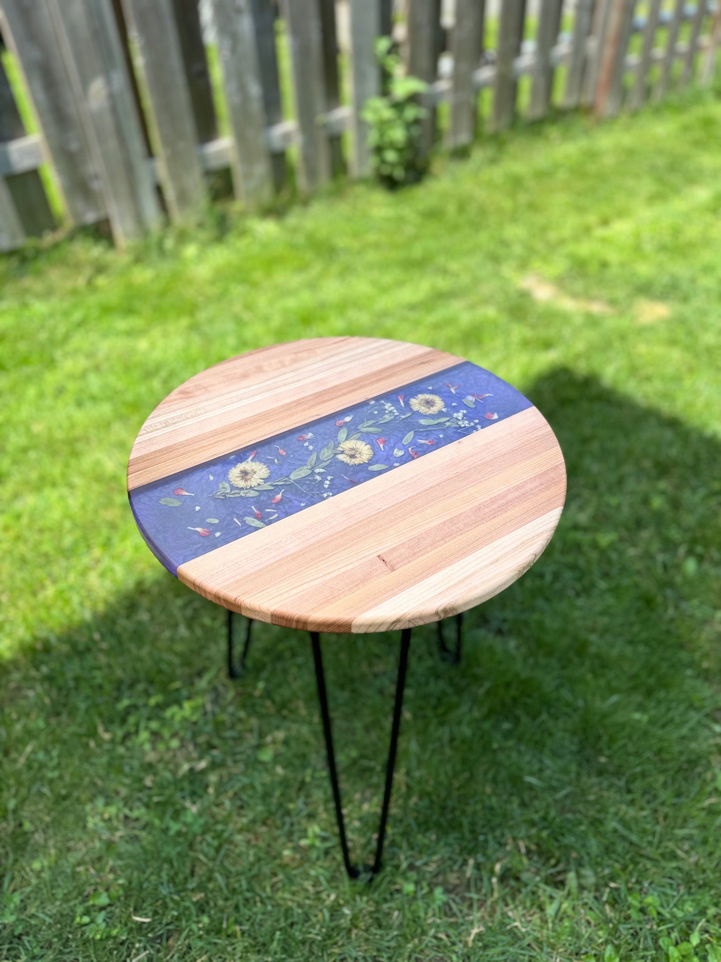 CHERRY+EPOXY END TABLE