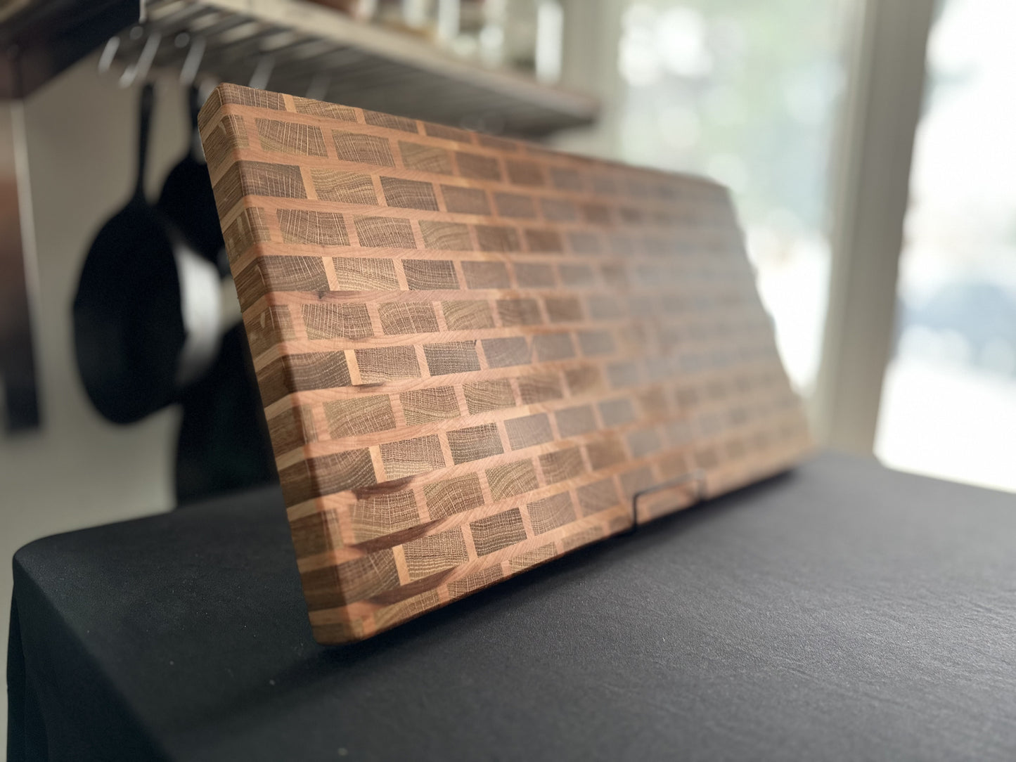 "KILARNEY" WHITE OAK+CHERRY END GRAIN CUTTING BOARD