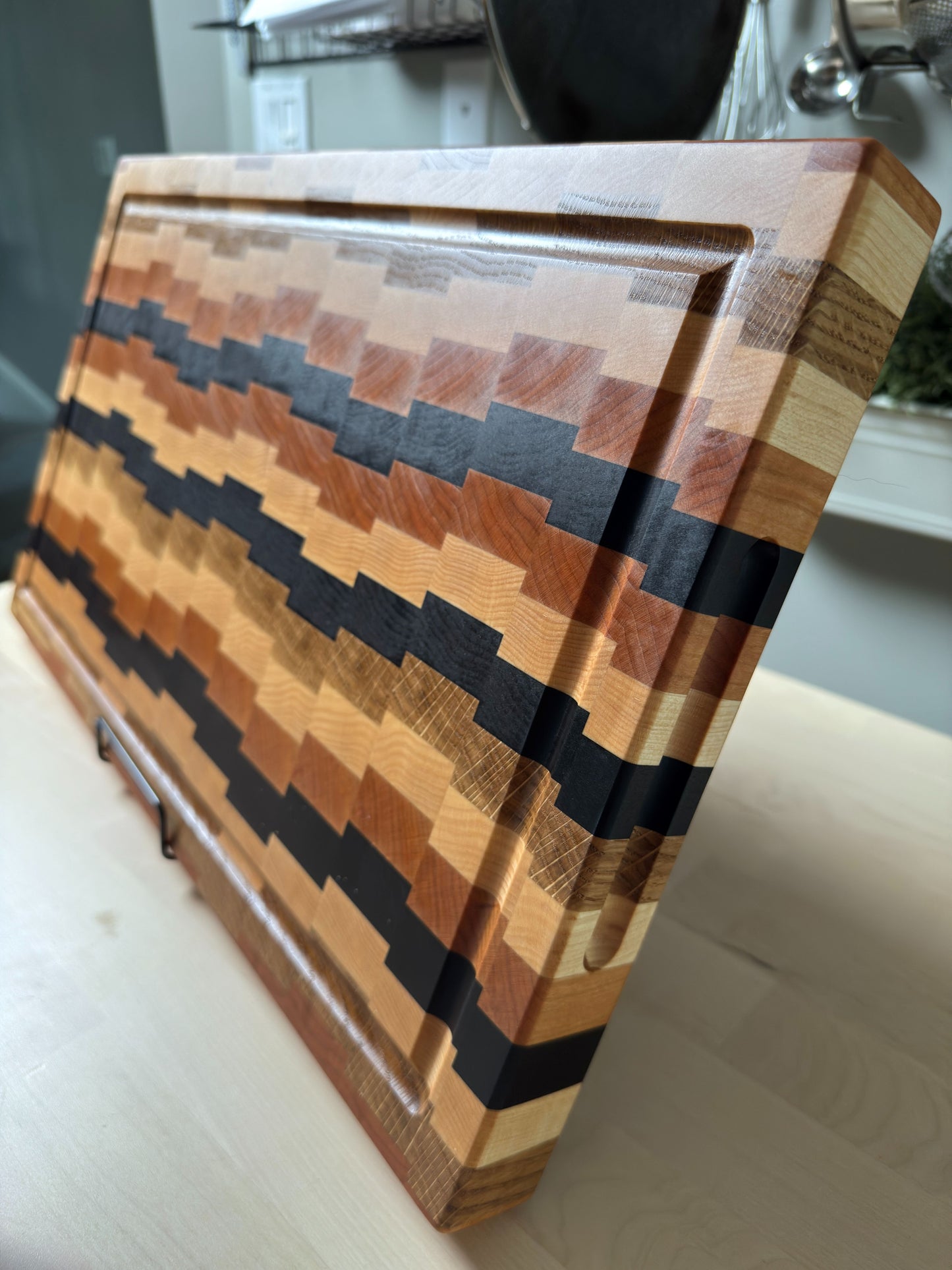 "WAVERLEY" MAPLE+WALNUT+CHERRY+WHITE OAK END GRAIN CUTTING BOARD