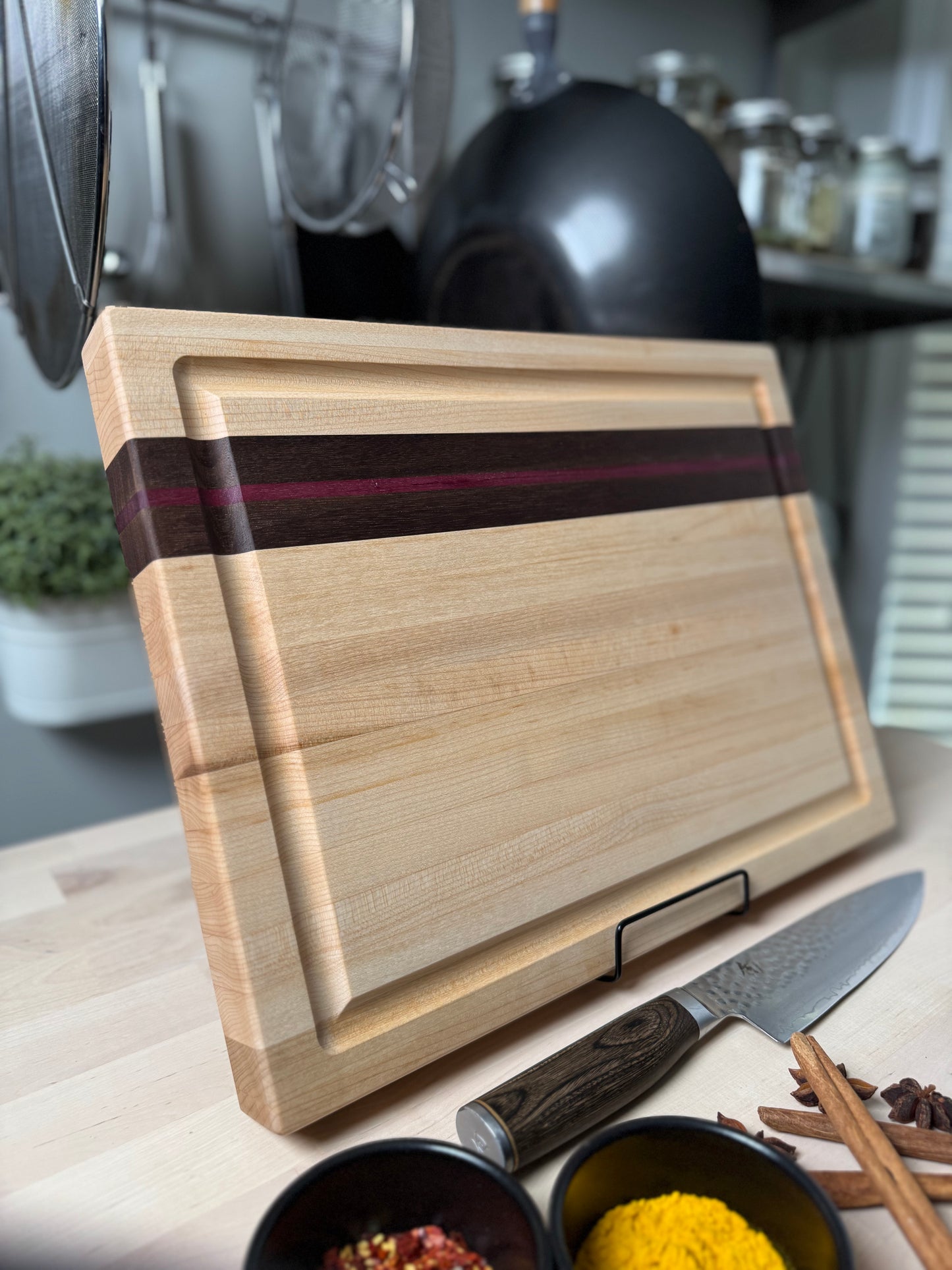 "MAPLEWOOD" MAPLE+WALNUT+PURPLEHEART EDGE GRAIN BUTCHER BLOCK