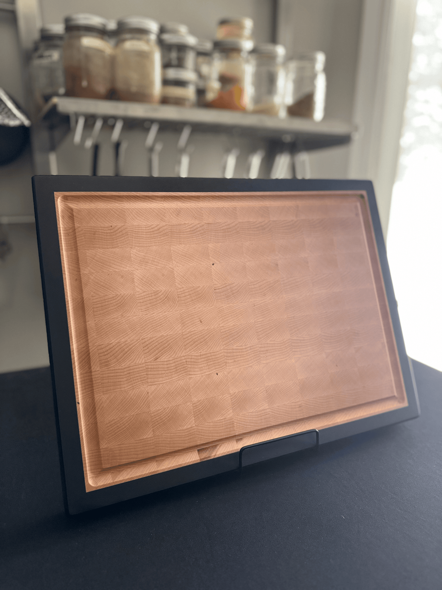 "KENSINGTON" MAPLE + TOASTED MAPLE END GRAIN CUTTING BOARD
