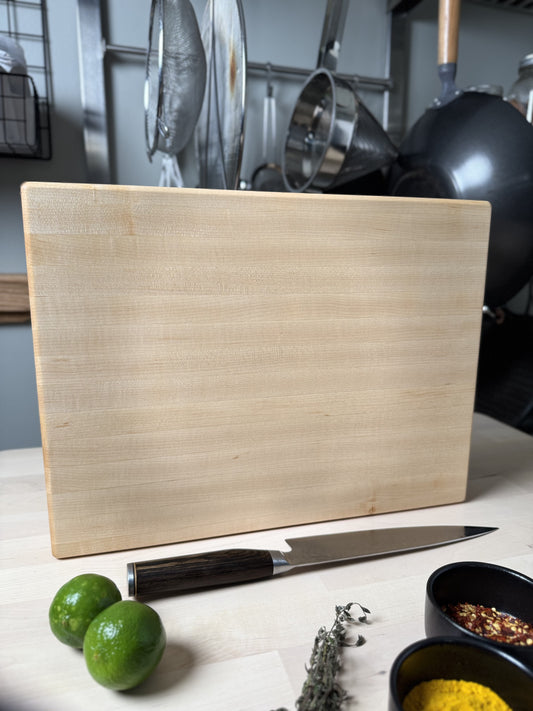 "BASTION" MAPLE EDGE GRAIN BUTCHER BLOCK