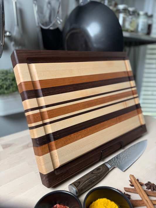 "SCHOLAR" MAPLE+WALNUT+CHERRY EDGE GRAIN BUTCHER BLOCK