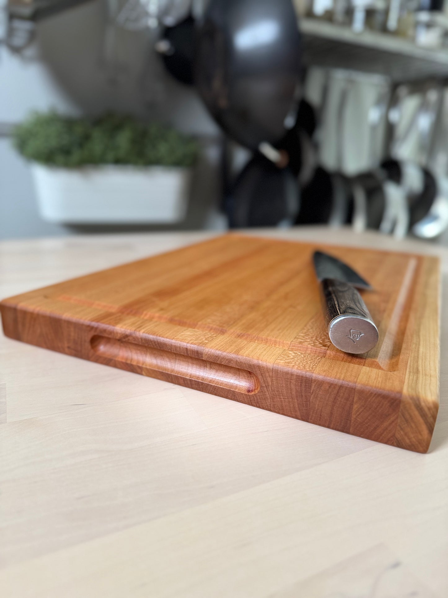 "ORIGINAL" CHERRY EDGE GRAIN CUTTING BOARD